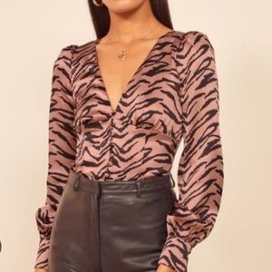 Reformation Cadence Silk Top - size Small - 100% silk